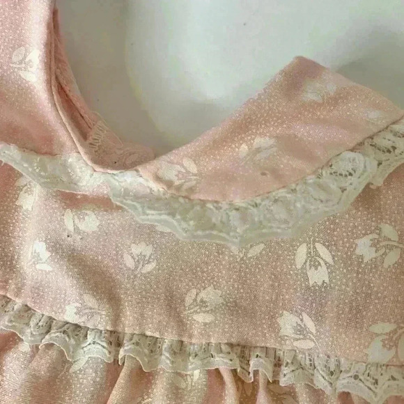 Vintage Dainty Delights Peach Pink Floral Ruffle Dress 12 Month Baby - Picture 4 of 4